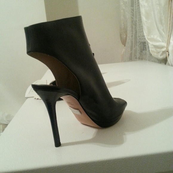 Brynn peep toe stiletto boot by Michael kors - Picture 3 of 4